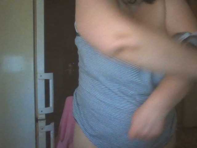  Holly-Molly69 chat room
