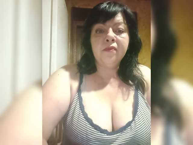 Holly-Molly69 live cam on BongaCams