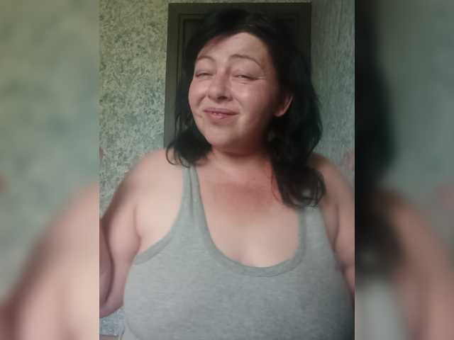 Holly-Molly69 live webcam show