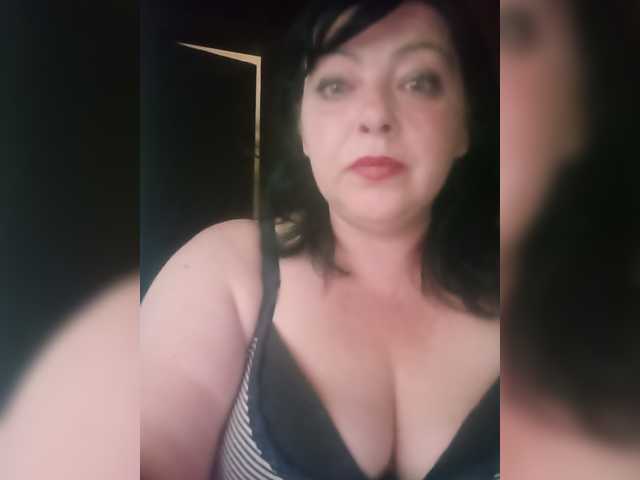 Holly-Molly69 live cam on BongaCams