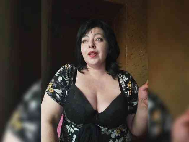 Holly-Molly69 Live Webcam on BongaCams