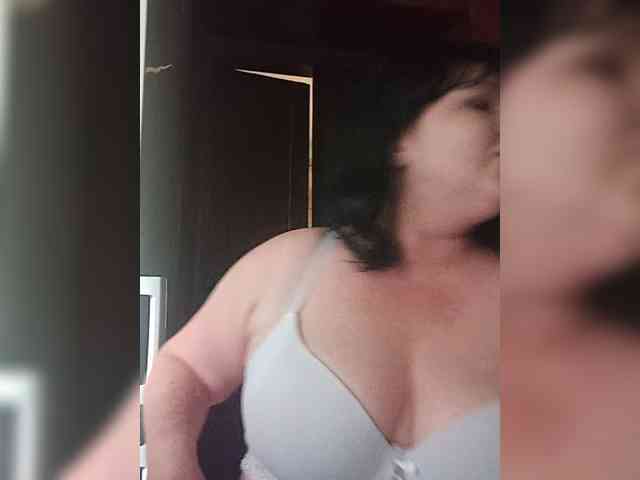 Holly-Molly69 Sex Cam Show