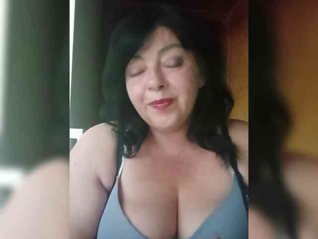 Holly-Molly69 Live Webcam on BongaCams