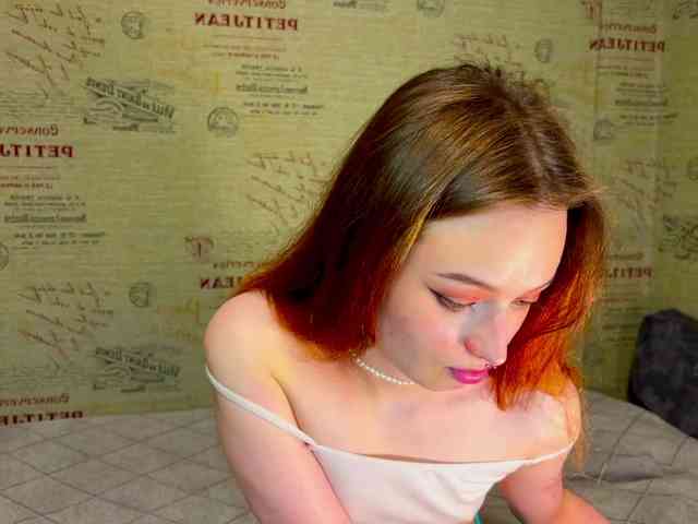 emiless webcam