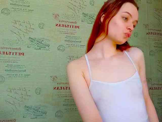 emiless webcam