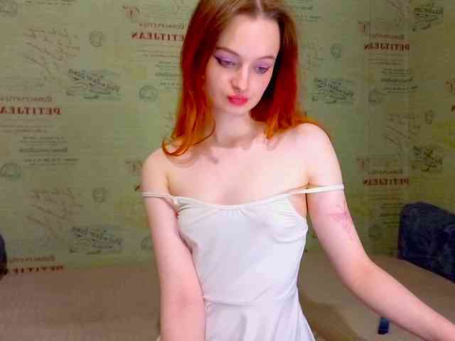 emiless webcam