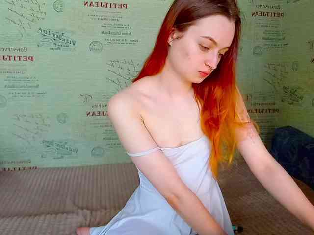 emiless webcam