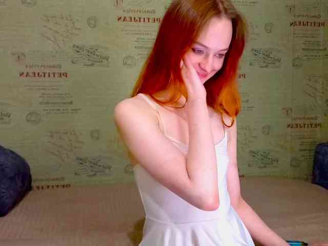 emiless webcam