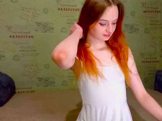 emiless webcam