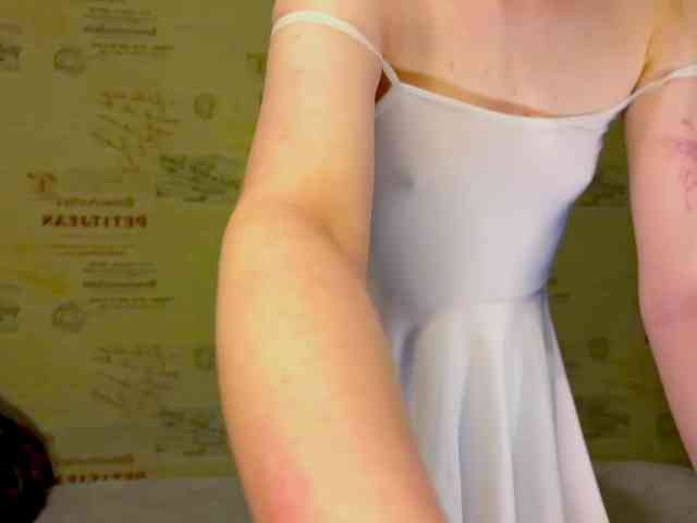 emiless webcam