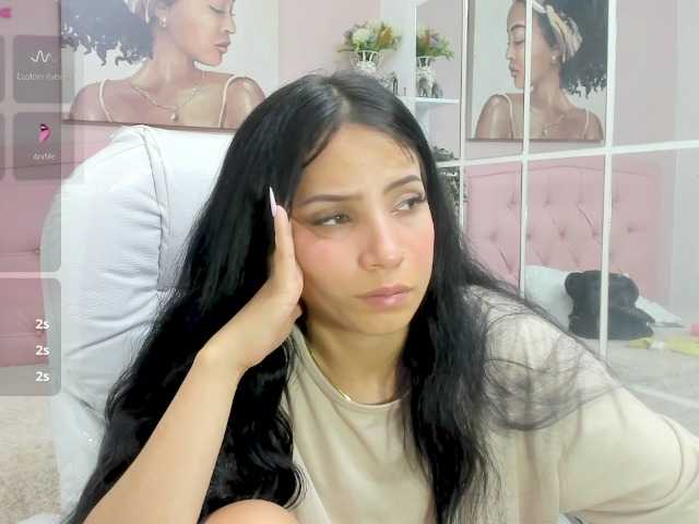 zoe-cortezz live cam preview