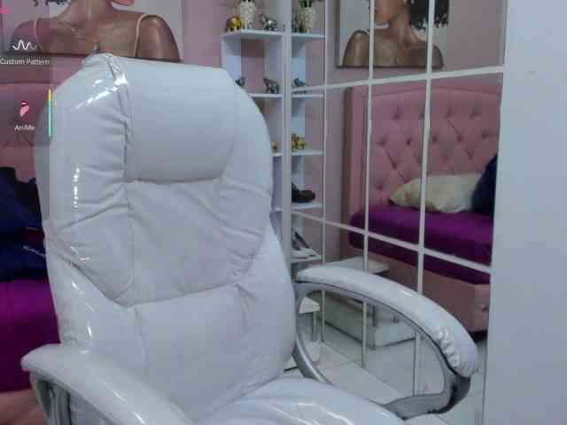 zoe-cortezz webcam