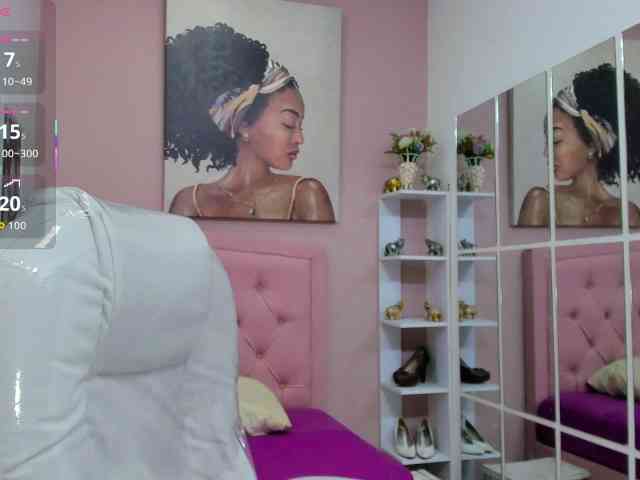 zoe-cortezz webcam