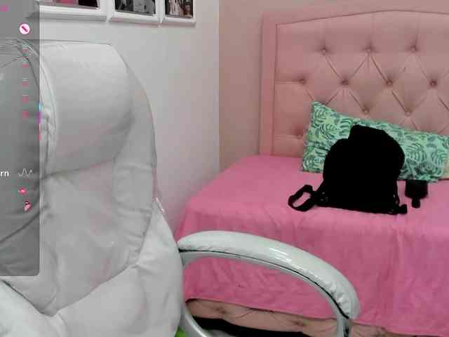 zoe-cortezz webcam