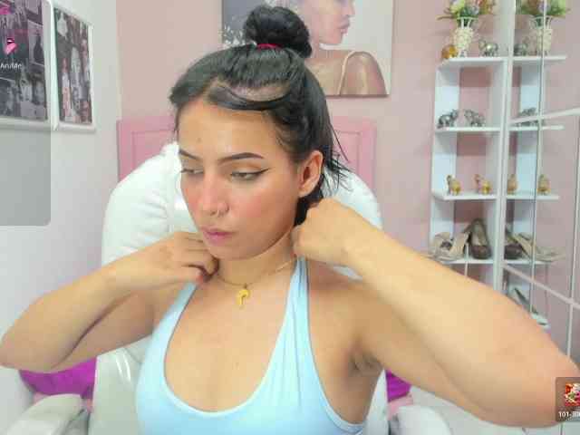 zoe-cortezz webcam