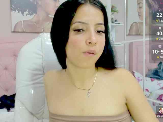 zoe-cortezz webcam