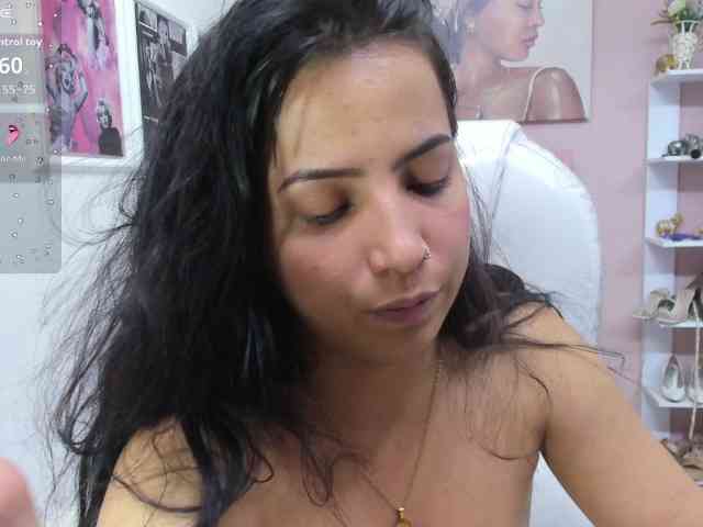 zoe-cortezz webcam