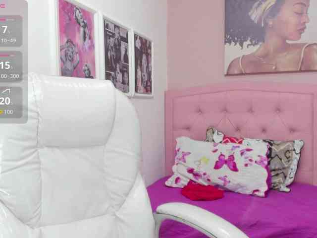 zoe-cortezz webcam