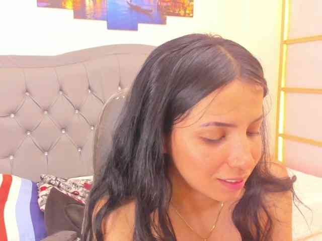 zoe-cortezz webcam