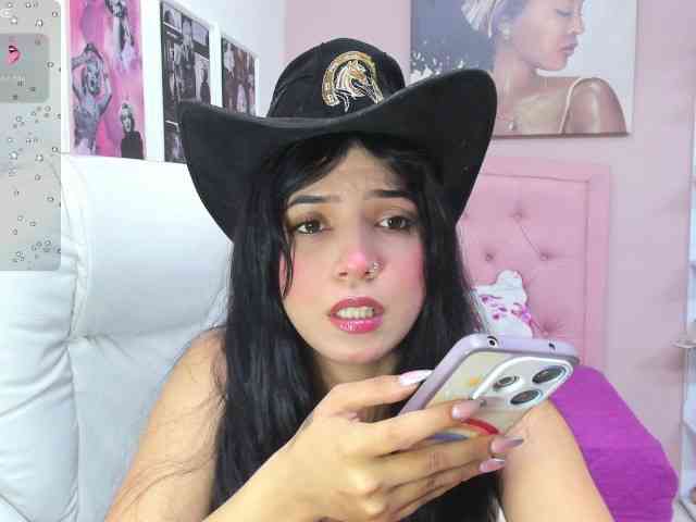 zoe-cortezz