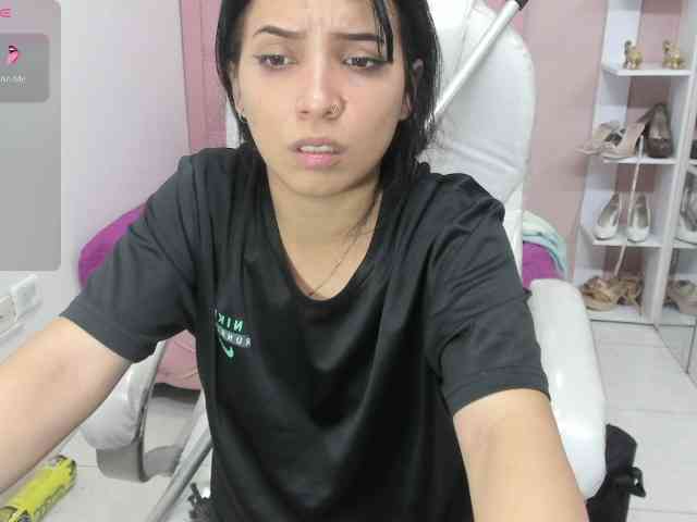 zoe-cortezz webcam