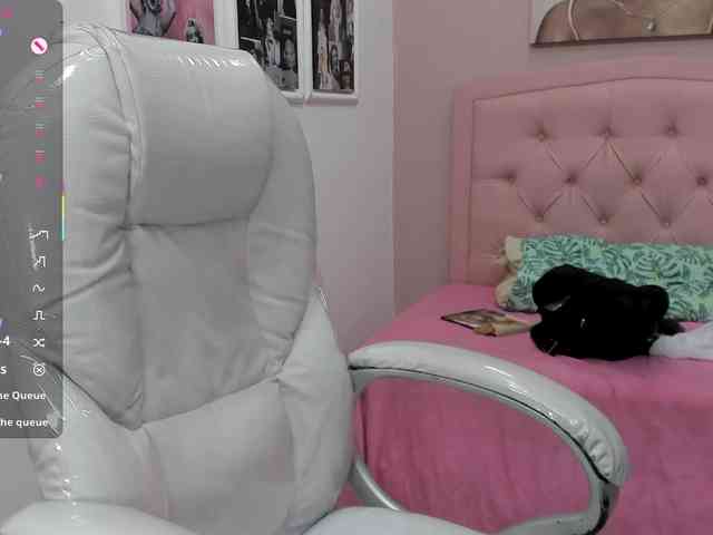 zoe-cortezz webcam