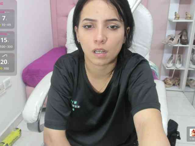 zoe-cortezz webcam