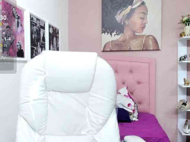 zoe-cortezz webcam