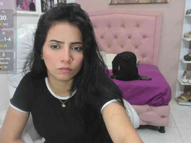 zoe-cortezz webcam