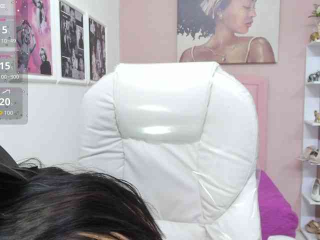 zoe-cortezz webcam