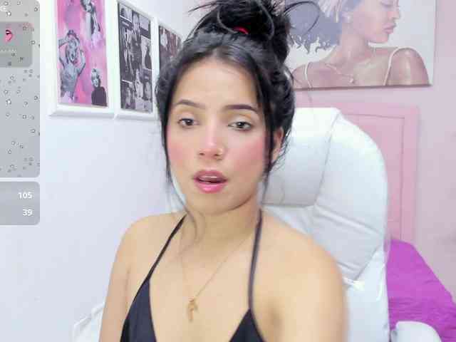 zoe-cortezz webcam
