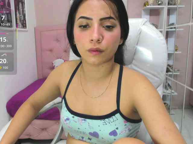 zoe-cortezz webcam