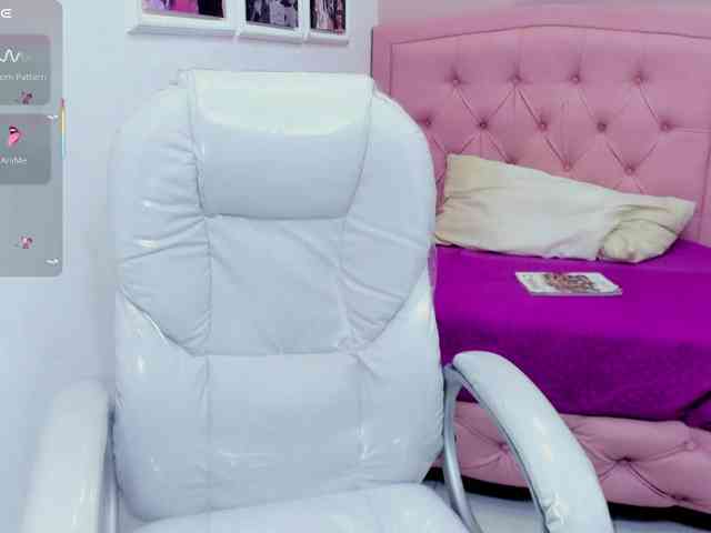 zoe-cortezz webcam
