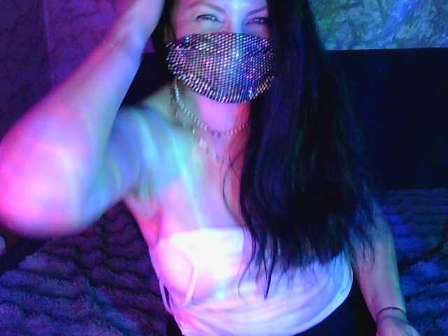 Florena-1, 46 y/o - Live Cam on BongaCams