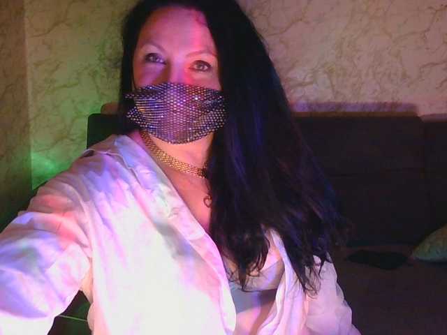 Florena-1 live cam on BongaCams