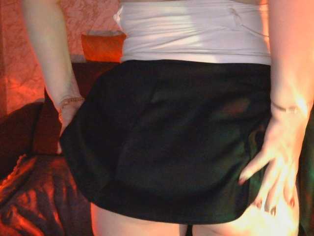 Florena-1 live cam on BongaCams