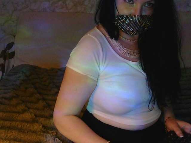 Florena-1's BongaCams show and profile