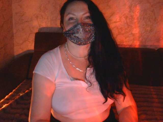 Florena-1 live cam on BongaCams