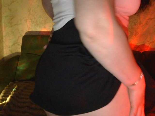 Florena-1 live cam on BongaCams