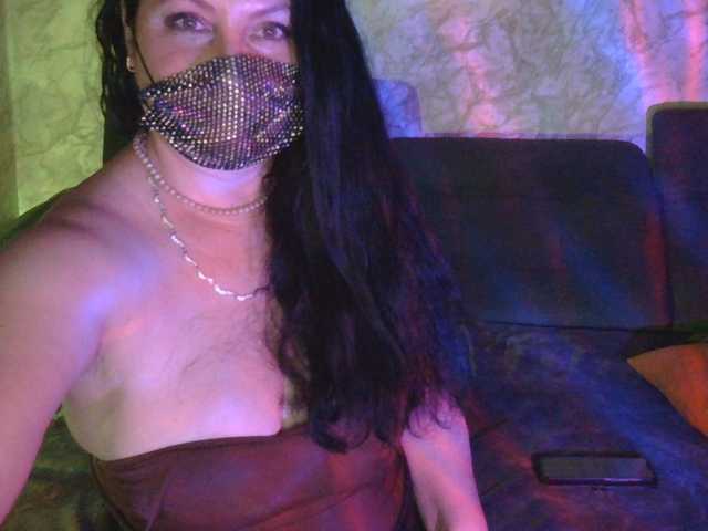 Florena-1 live cam on BongaCams