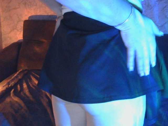 Florena-1 live cam on BongaCams