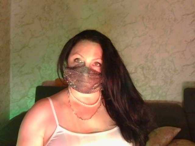 Florena-1 live cam on BongaCams