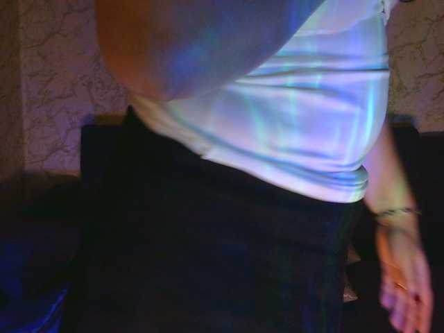 Florena-1 live cam on BongaCams