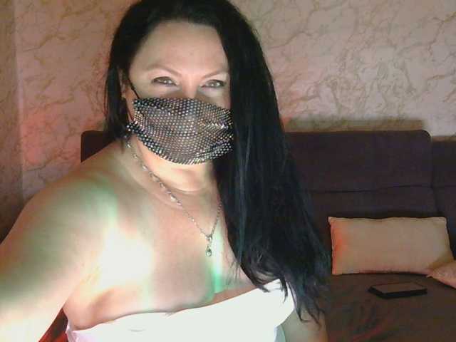 FlorenaXXX live cam on BongaCams