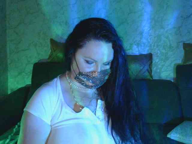Florena-1 Live Webcam on BongaCams