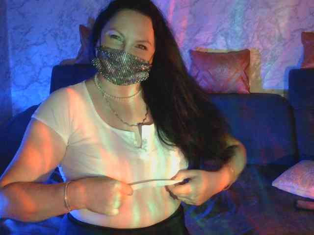 Florena-1 Live Webcam on BongaCams