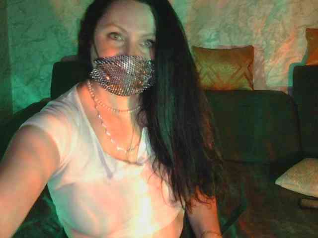 Florena-1 Live Webcam on BongaCams