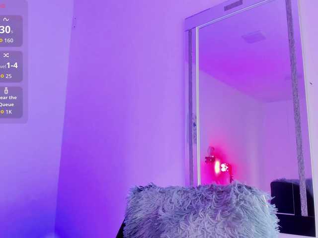 nadiaSamiri live cam on BongaCams