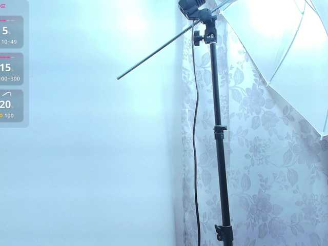 nadiaSamiri live cam on BongaCams