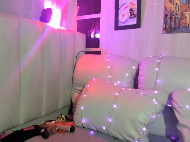 nadiaSamiri live cam on BongaCams